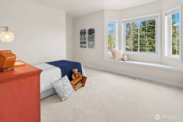 6063 156th Place SE, Bellevue, WA 98006