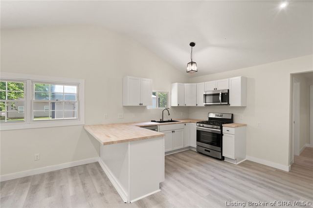 11295 Bradford Road, Greenville, IN 47124