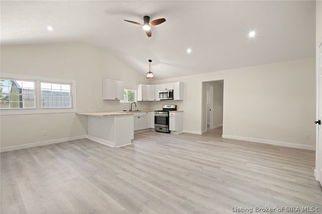 11295 Bradford Road, Greenville, IN 47124