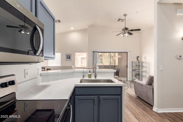 1406 W EMERALD Avenue 120, Mesa, AZ 85202