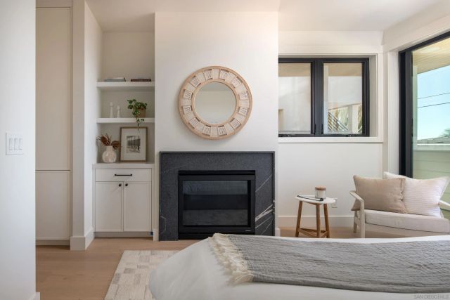 2258 Cambridge Ave, Cardiff, CA 92007