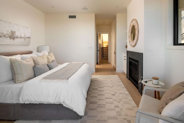 2258 Cambridge Ave, Cardiff, CA 92007