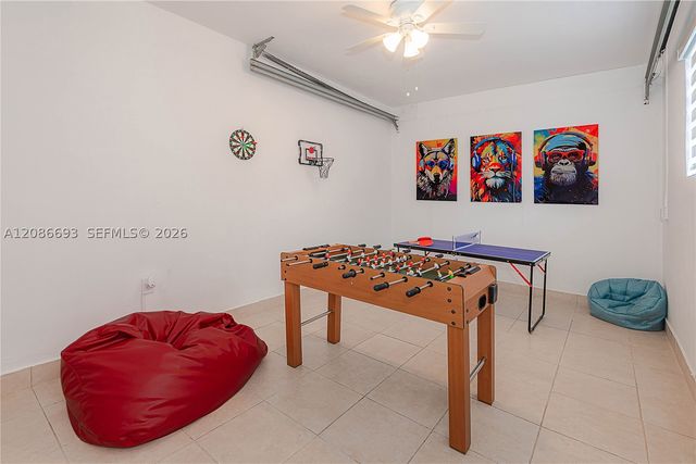 815 NE 6th St 0, Hallandale Beach, FL 33009
