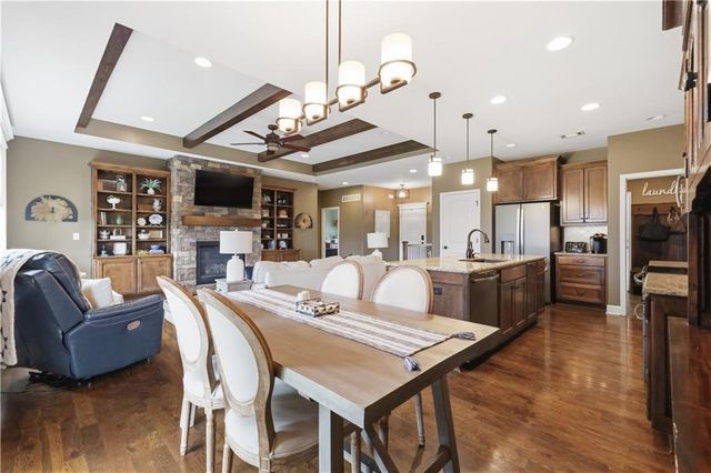 34533 W 82nd Street, De Soto, KS 66018