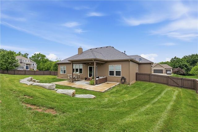 34533 W 82nd Street, De Soto, KS 66018