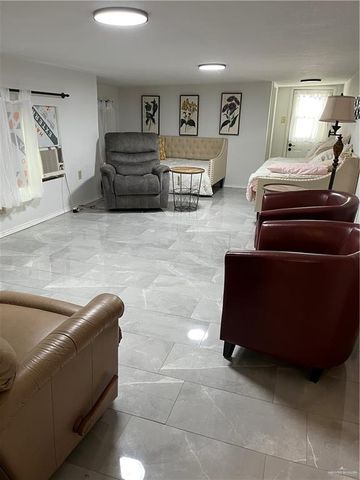 3040 Boca Chica Drive, Weslaco, TX 78596