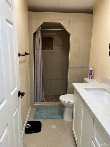 3040 Boca Chica Drive, Weslaco, TX 78596