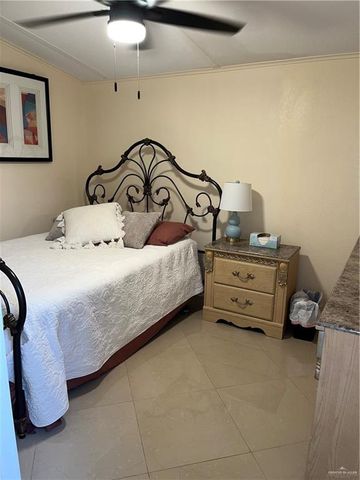 3040 Boca Chica Drive, Weslaco, TX 78596
