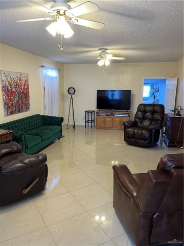 3040 Boca Chica Drive, Weslaco, TX 78596