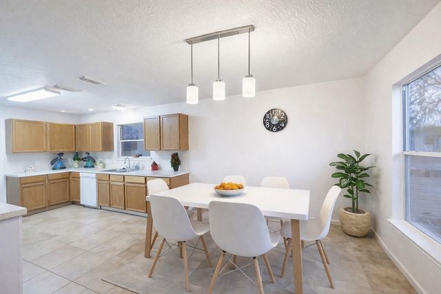 514 Regional Park Drive, Houston, TX 77060