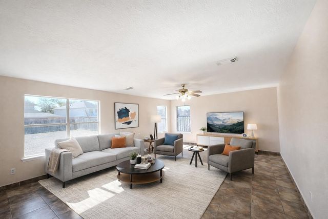 514 Regional Park Drive, Houston, TX 77060