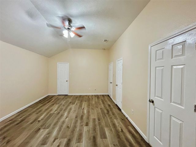 514 Regional Park Drive, Houston, TX 77060