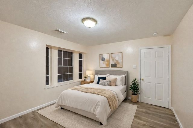 514 Regional Park Drive, Houston, TX 77060