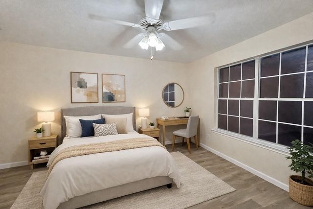 514 Regional Park Drive, Houston, TX 77060
