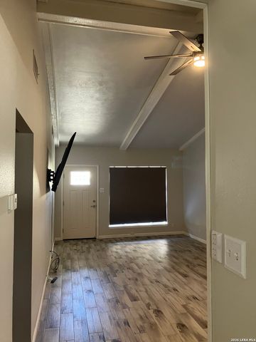 11303 Vance Jackson Rd Apt A5, San Antonio, TX 78230