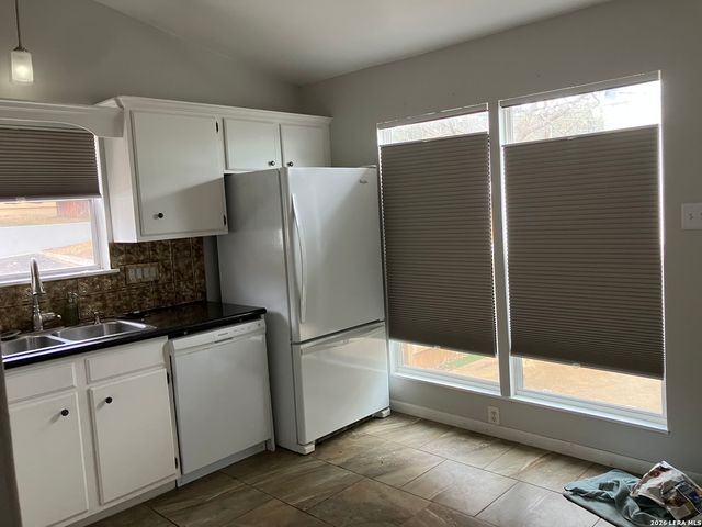 11303 Vance Jackson Rd Apt A5, San Antonio, TX 78230