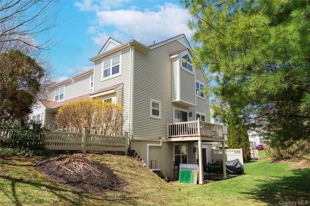 215 Cornwall Meadows Lane 215, Patterson, NY 12563