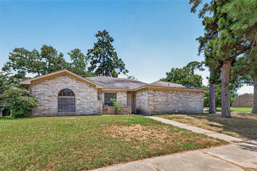 5510 Bridgegate Drive, Spring, TX 77373