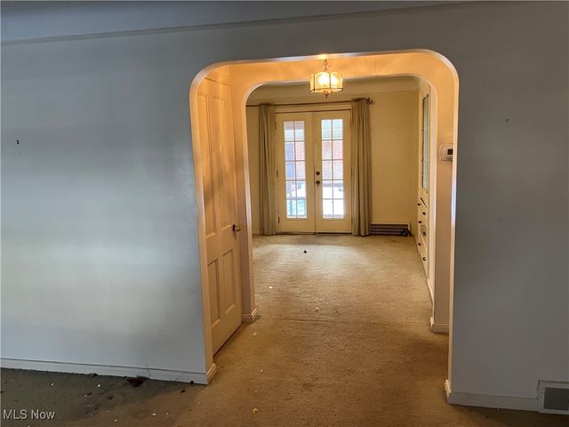 6361 S Canterbury Road, Parma, OH 44129