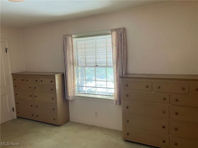 6361 S Canterbury Road, Parma, OH 44129