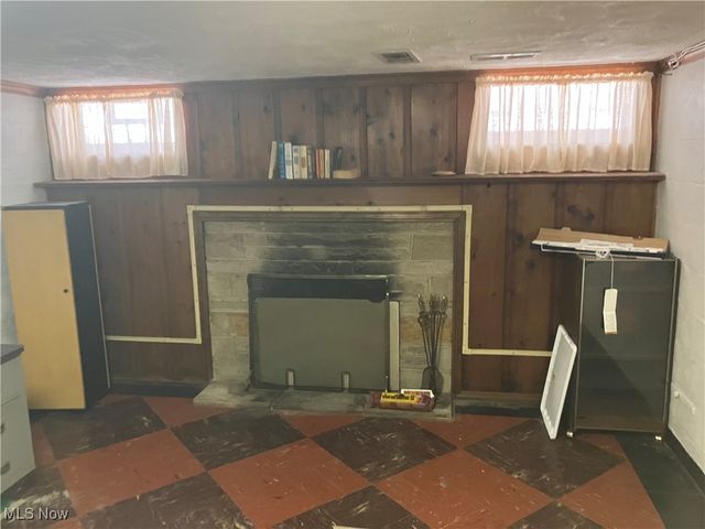 6361 S Canterbury Road, Parma, OH 44129