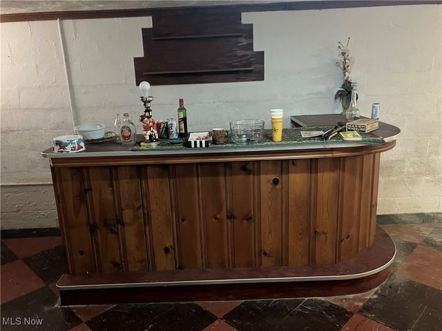 6361 S Canterbury Road, Parma, OH 44129