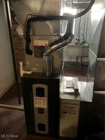 6361 S Canterbury Road, Parma, OH 44129