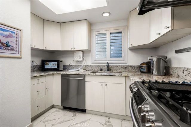 24001 Neece Avenue 7, Torrance, CA 90505