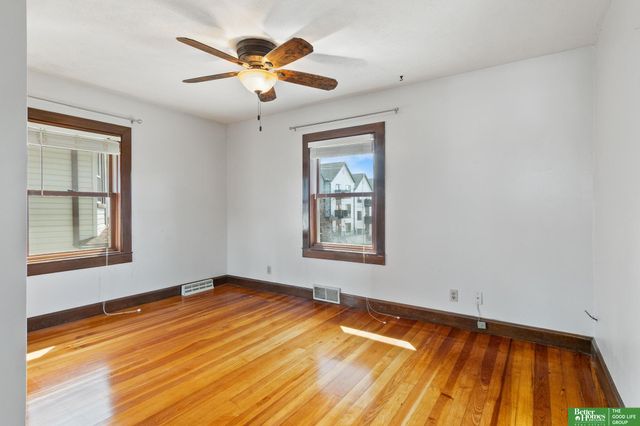 1401 S 8th Street, Omaha, NE 68108