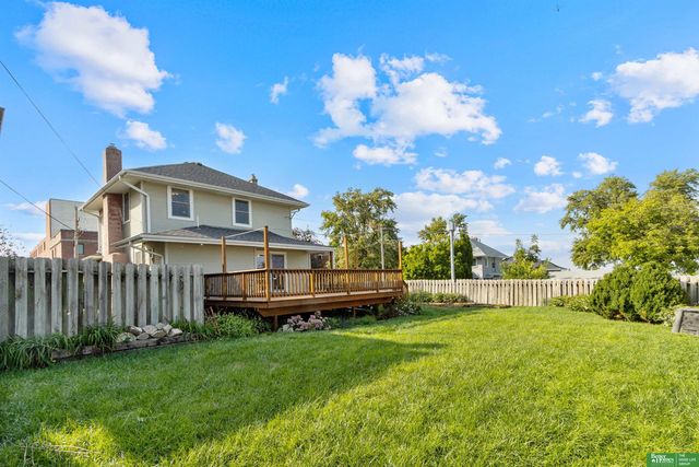 1401 S 8th Street, Omaha, NE 68108