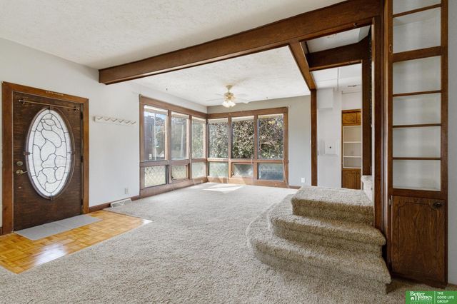 1401 S 8th Street, Omaha, NE 68108