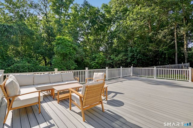 25 Sunset Hill Road, Wilton, CT 06897