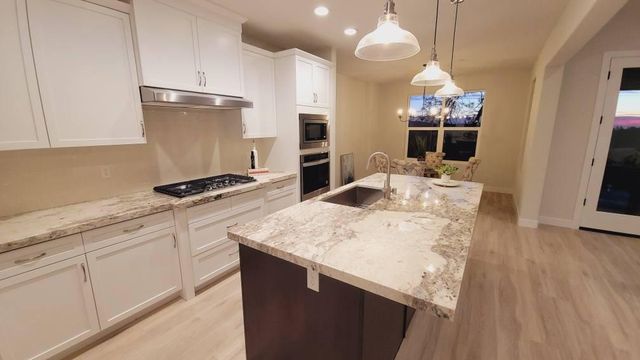 29030 Crystal Spings Ct, Coarsegold, CA 93614