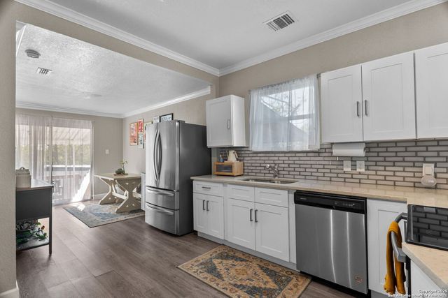 810 Dakota, San Antonio, TX 78203