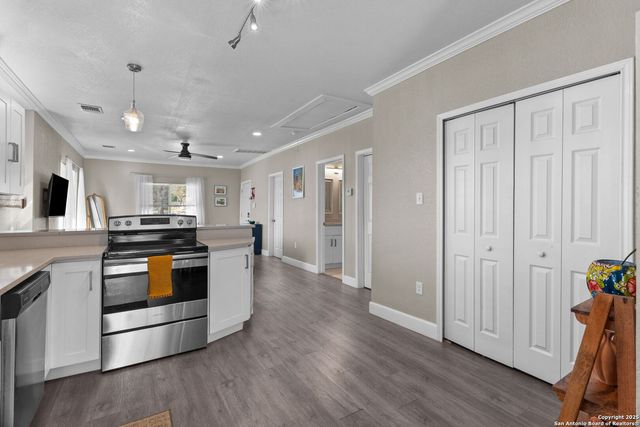 810 Dakota, San Antonio, TX 78203