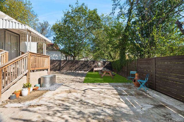 810 Dakota, San Antonio, TX 78203