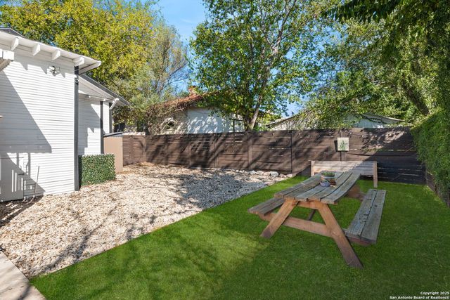 810 Dakota, San Antonio, TX 78203