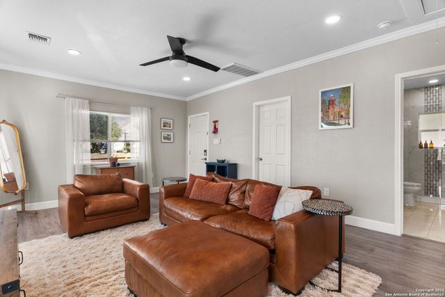 810 Dakota, San Antonio, TX 78203