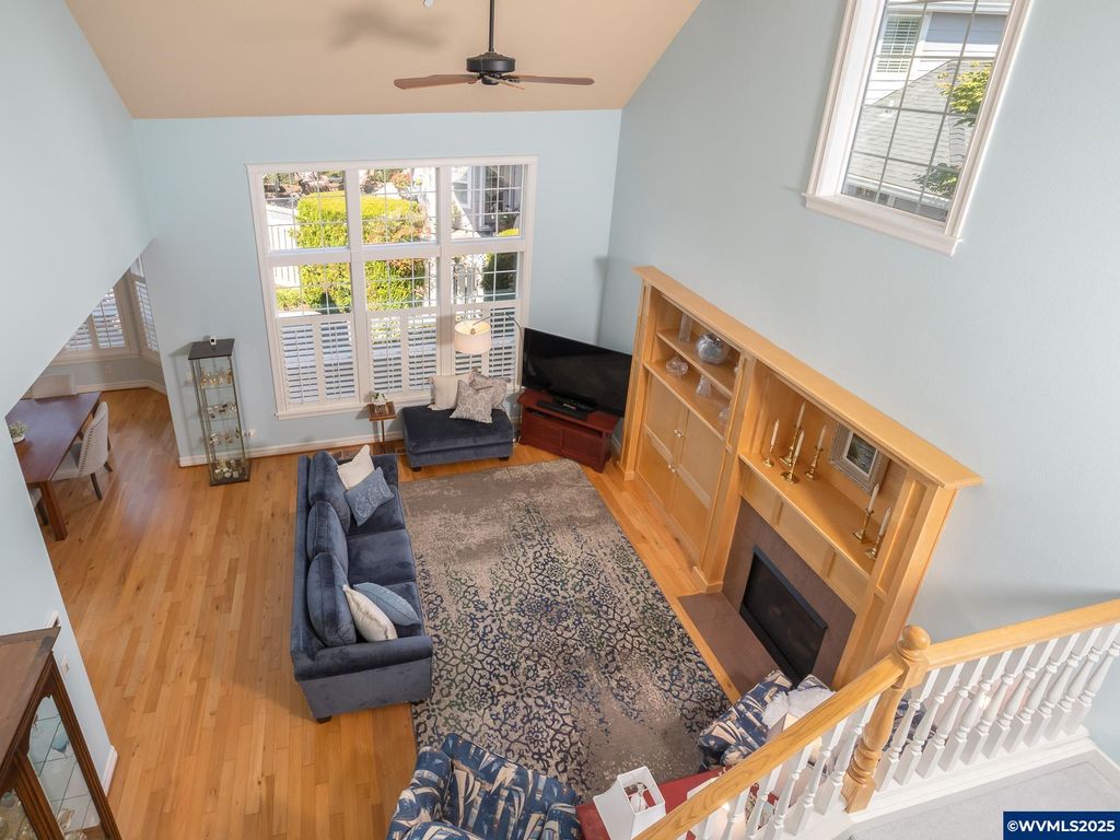 Image 30 of property listing at 3866 Oak Meadows Lp, Newberg, OR 97132