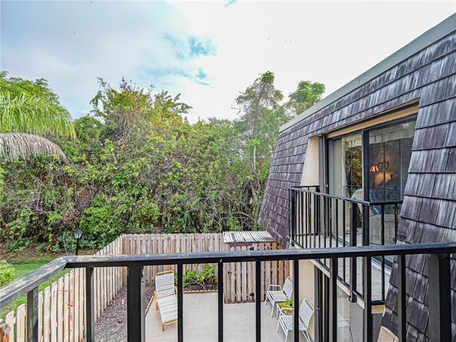340 S Waverly Place 8B, Vero Beach, FL 32960