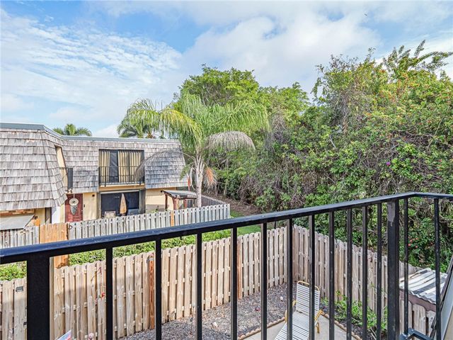 340 S Waverly Place 8B, Vero Beach, FL 32960