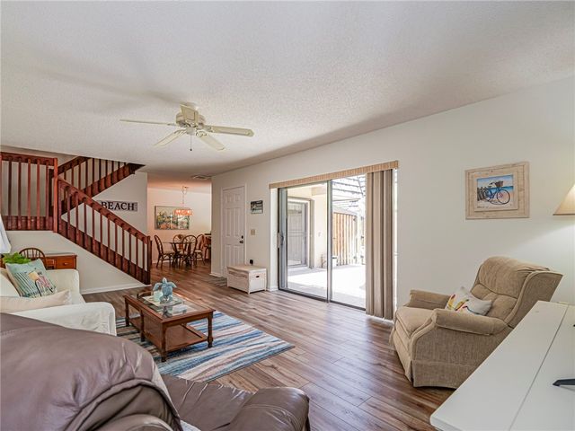 340 S Waverly Place 8B, Vero Beach, FL 32960