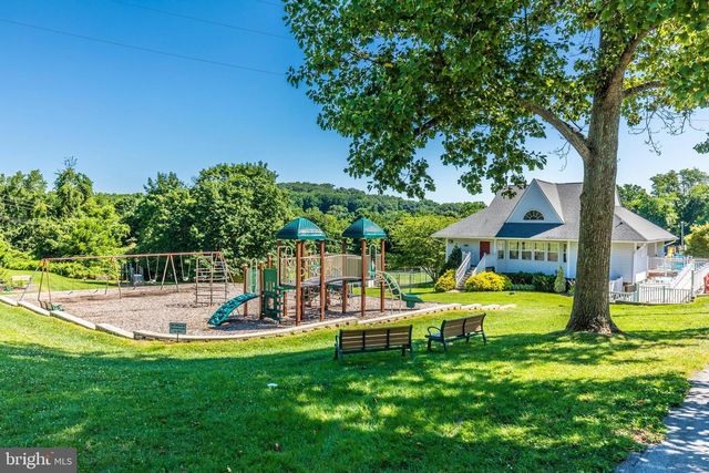 6926 MARYLAND AVE, Braddock Heights, MD 21714