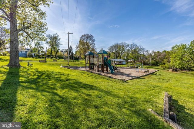 6926 MARYLAND AVE, Braddock Heights, MD 21714