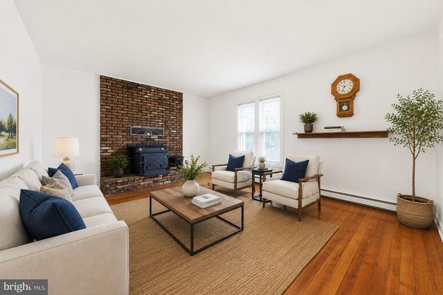 6926 MARYLAND AVE, Braddock Heights, MD 21714