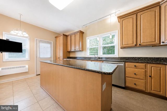 6926 MARYLAND AVE, Braddock Heights, MD 21714