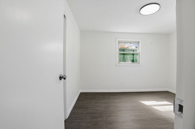 92 Summer St, Brockton, MA 02302