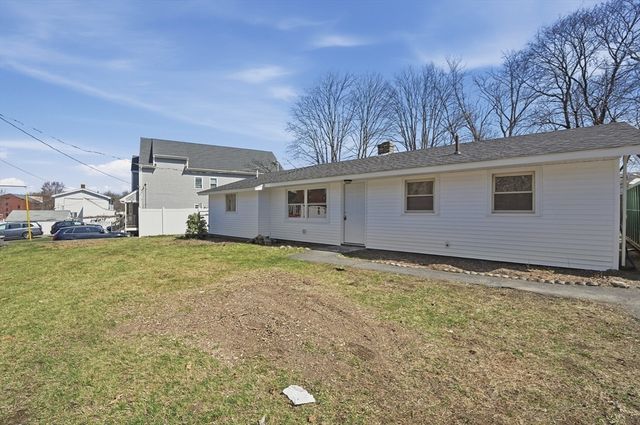 92 Summer St, Brockton, MA 02302