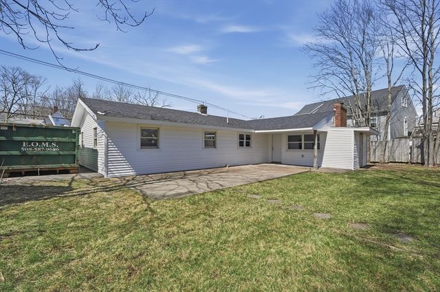 92 Summer St, Brockton, MA 02302