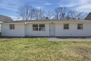 92 Summer St, Brockton, MA 02302